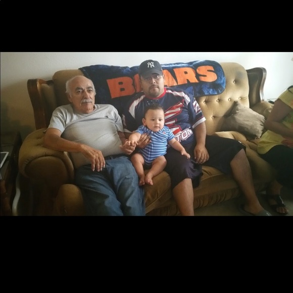 David Pavon - Poshmark Profile Picture of David Pavon (@davidpavon) on Poshmark