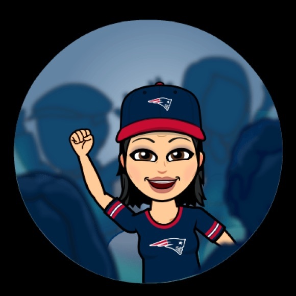 Profile Picture of Suzanne Mckay (@csmckay12) on Poshmark