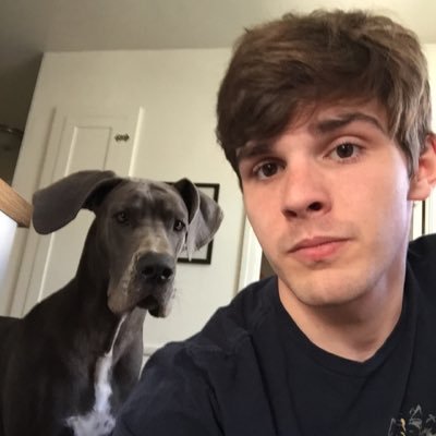 Profile Picture of Forrest Wright (@Vapelord_Graves) on Twitter
