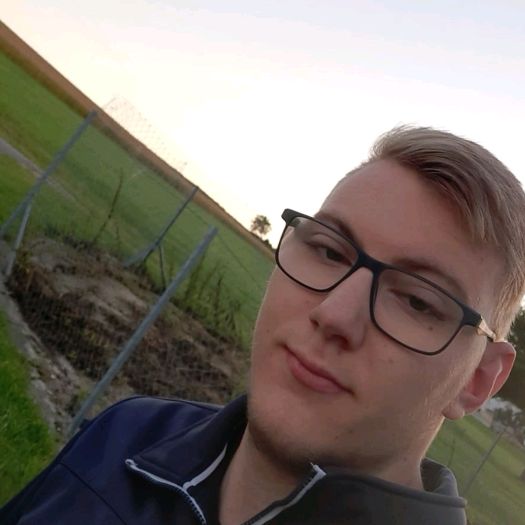 Profile Picture of michi (@michaelebnet20) on Tiktok