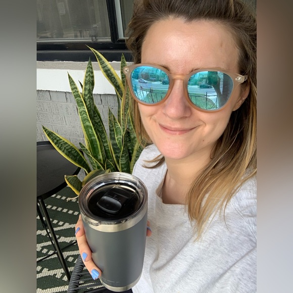 Profile Picture of Sarah Bloomer (@sbloomsie) on Poshmark