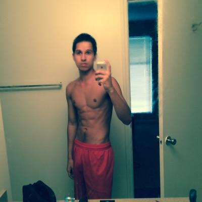Profile Picture of Julio Hidalgo (@IllMortal_HD) on Twitter