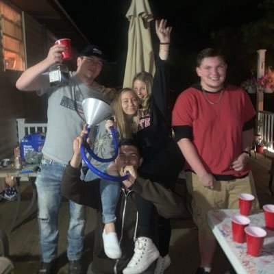 Profile Picture of Laz (@Klaz05) on Twitter