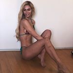 Profile Picture of asteri tis zois mou (@carlienoelle) on Instagram