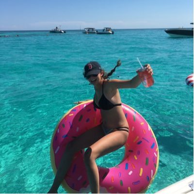 Profile Picture of Jenna George (@jennageorgeeeee) on Twitter