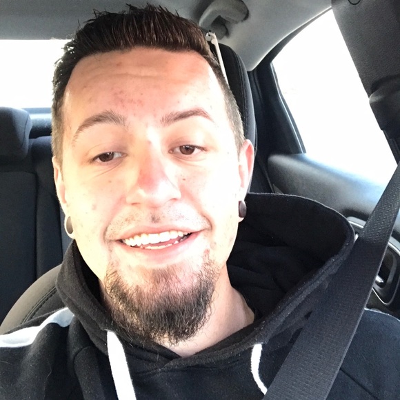 Profile Picture of Tanner Walters (@tanner_walters) on Poshmark