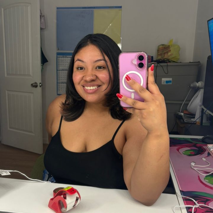 Profile Picture of Cecilia♡ (@ceci.la.bestie) on Tiktok