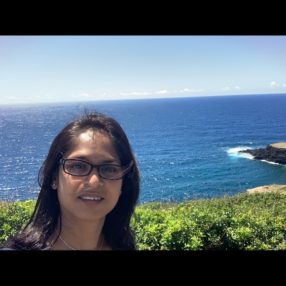 Profile Picture of Bhumika Patel (@bhooms) on Poshmark