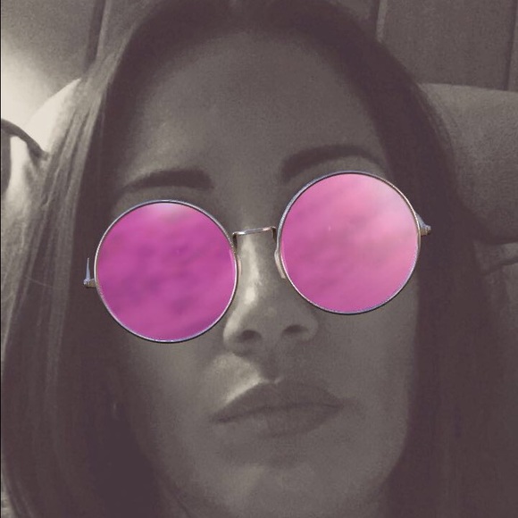 Profile Picture of Sylwia Slomba (@sylslo) on Poshmark