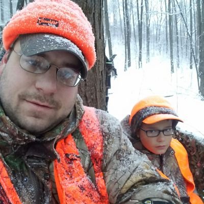 Profile Picture of James Moyer (@xJochem86) on Twitter