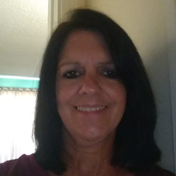 Profile Picture of Rochelle Owens (@autumnowens79) on Poshmark