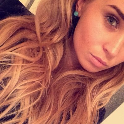 Profile Picture of Abbie Brooks (@Abbiebieber17) on Twitter