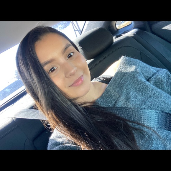 Profile Picture of Jasmin Galvan-gandara (@jasmingalvan920) on Poshmark