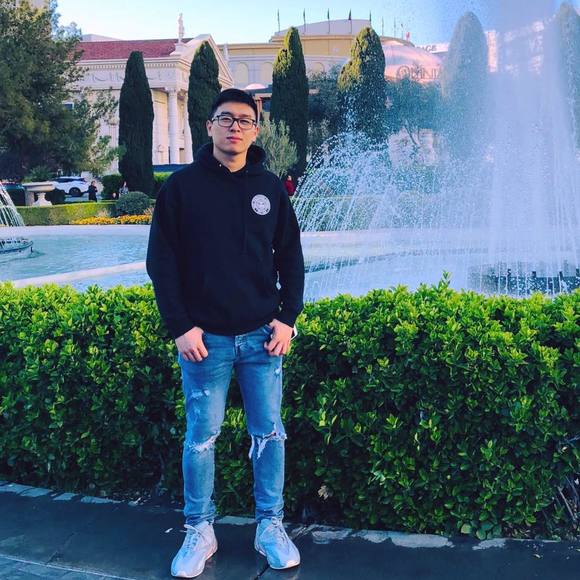 Profile Picture of Lee Jason (@jasonjiaqili) on Poshmark