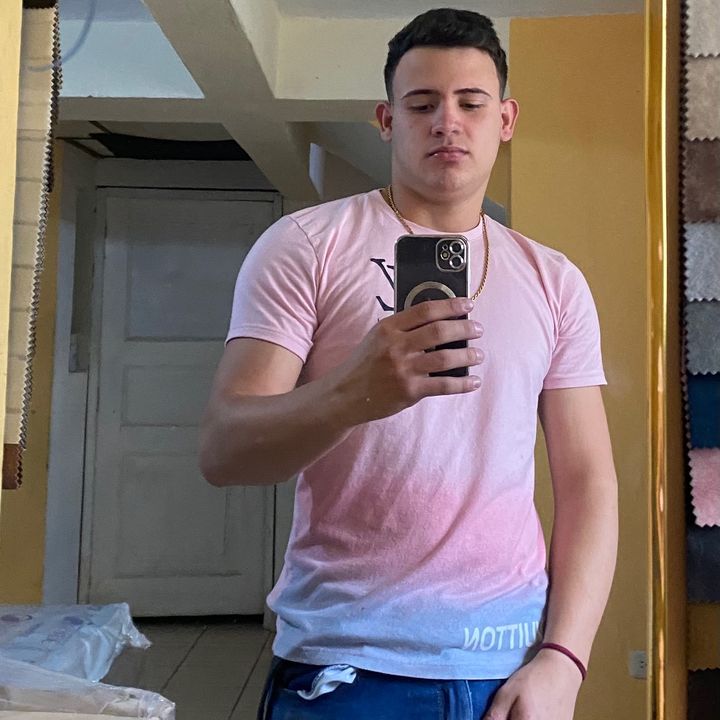 Profile Picture of Howardp2004 (@howardp2004) on Tiktok