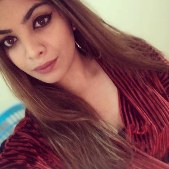 Profile Picture of Aparna Jain (@aparna_jain) on Poshmark