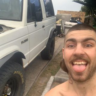 Profile Picture of Nathan Lewin (@ivecodaily27) on Facebook