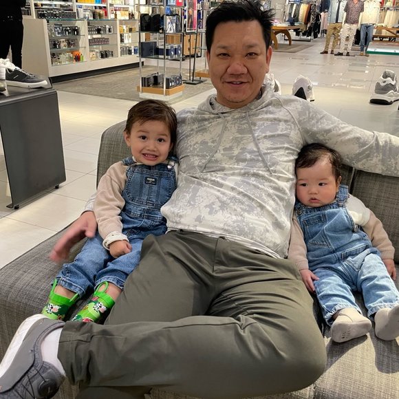 Profile Picture of Jon Wong (@huynh4880) on Poshmark