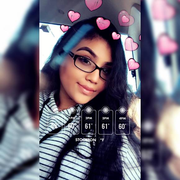 Profile Picture of Mariah Alvarez (@mariah_alvarez) on Poshmark