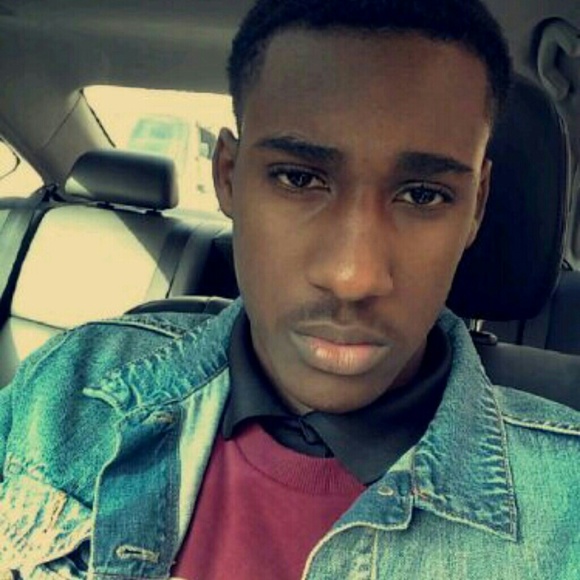 Profile Picture of Syan Brathwaite (@syanbrath00) on Poshmark