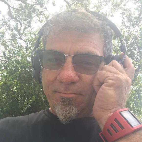 Profile Picture of Paul Sciberras (@pumkinhead67) on Poshmark