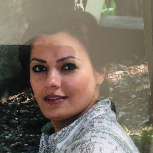 Profile Picture of Maryam Tafti (@maryamtafti) on Poshmark