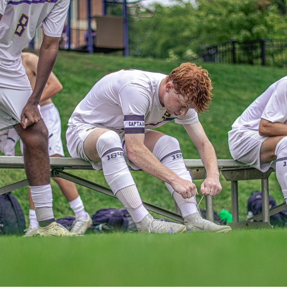 Profile Picture of Andrew Daniel (@andrewdaniel655) on Poshmark