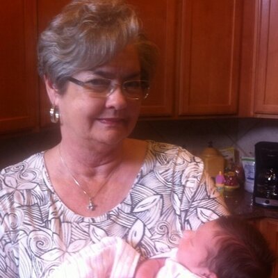 Profile Picture of Sue Hall Guthrie (@susieq4811) on Twitter