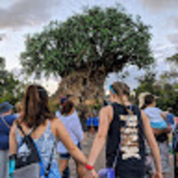 Samantha Evanchick - Poshmark Profile Picture of Samantha Evanchick (@samevanchick) on Poshmark