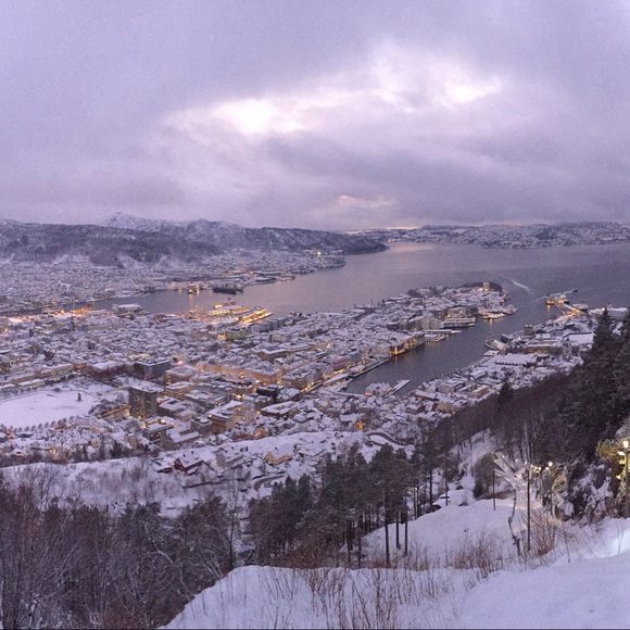 Debs Teska - Poshmark Profile Picture of Debs Teska (@deejtesk) on Poshmark