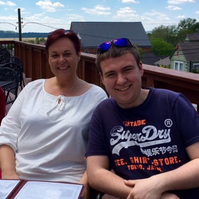 Profile Picture of Tom Poulter (@tom_poulter_) on Twitter