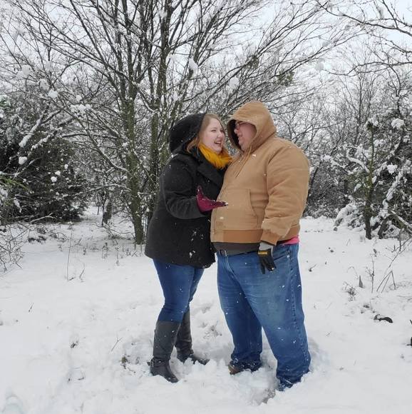 Profile Picture of Hannah Roznowski (@hannahbell44) on Poshmark