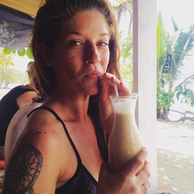 Profile Picture of Staci Mitchell (@Lunavidayoga) on Twitter