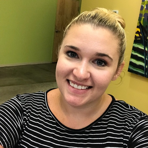 Profile Picture of Mary-alice Hosey (@phosey) on Poshmark