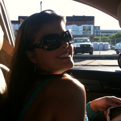 Profile Picture of Katherine Wolfe (@katywolfe85) on Twitter