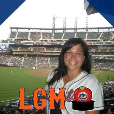 Profile Picture of Laurie Engasser (@MsLoLo720) on Twitter
