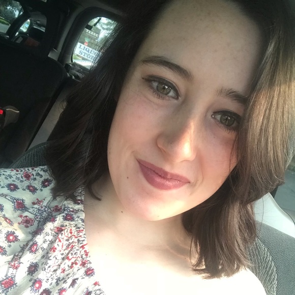 Profile Picture of Cortnee Spurrier (@cspurrier97) on Poshmark