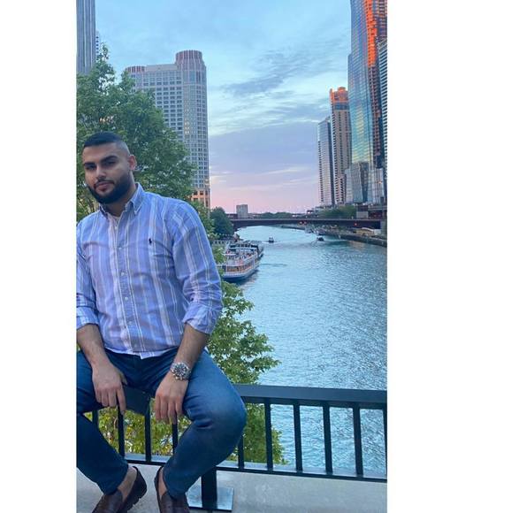 Profile Picture of Mohammad Yousef (@moee1) on Poshmark