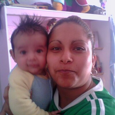 Profile Picture of Claudia Vazquez Adam (@com_claus) on Twitter