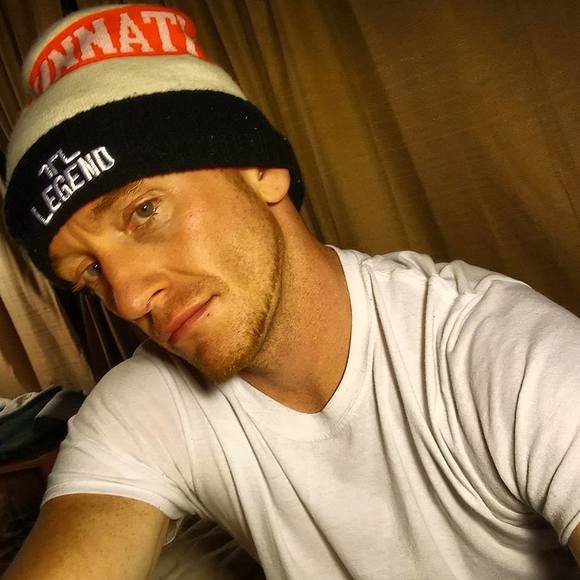 Profile Picture of Ryan James (@ryandljames21) on Poshmark