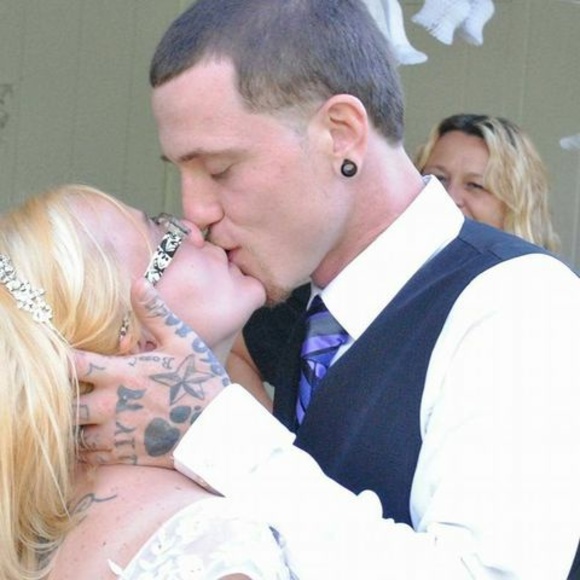 Profile Picture of Matt Craig (@ghostwatts103) on Poshmark