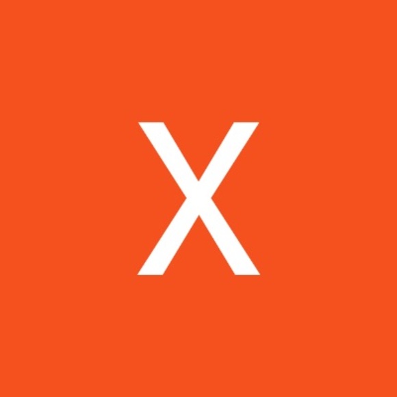 Profile Picture of Xiuling G (@xgoble) on Poshmark