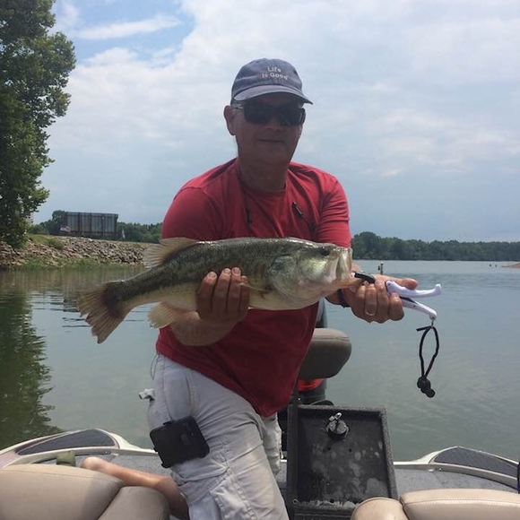 Profile Picture of Jimmy Waters (@jimmywaters) on Poshmark