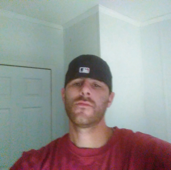 Profile Picture of Sean Knight (@seanknight328) on Poshmark