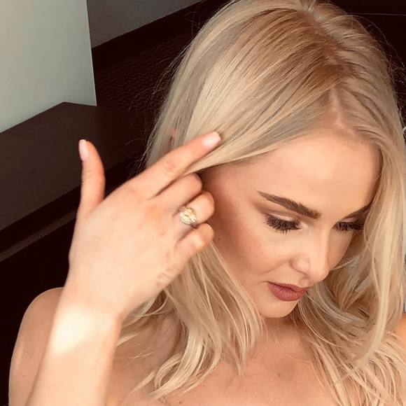 Profile Picture of Vasylyna Manciu (@vasilinka_pelo) on Poshmark