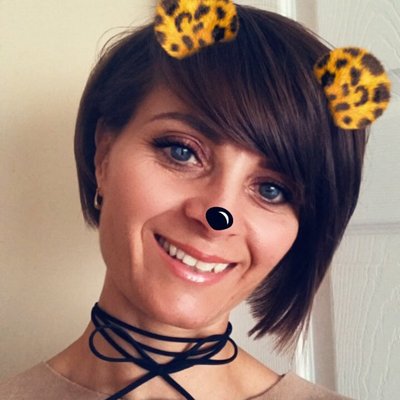 Profile Picture of Caroline Roberts (@CazamoonRoberts) on Twitter