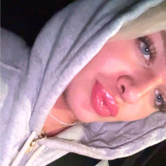 Profile Picture of Grant Cooper (@grantcooper138) on Poshmark