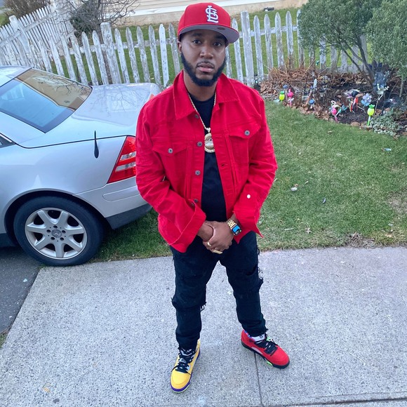 Profile Picture of Rayshawn Burroughs (@boogsz01) on Poshmark