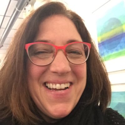 Profile Picture of Julia Humphries (@JuliaMrshumpy) on Twitter