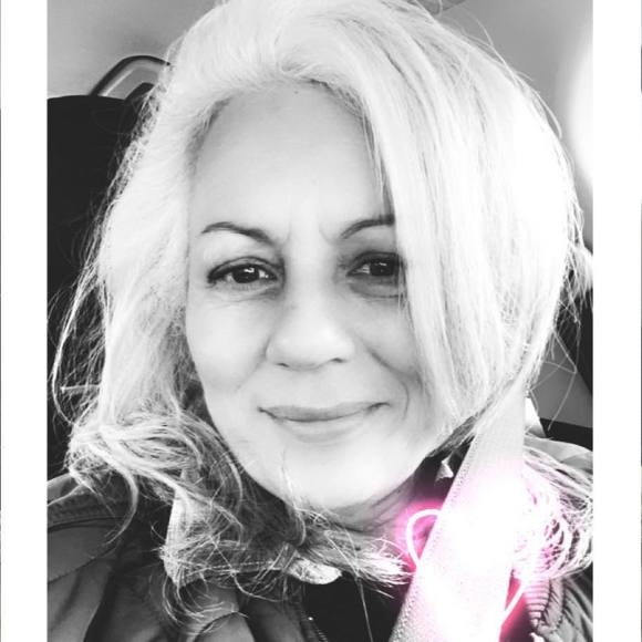 Profile Picture of Joann Weiner (@joannzspace) on Poshmark